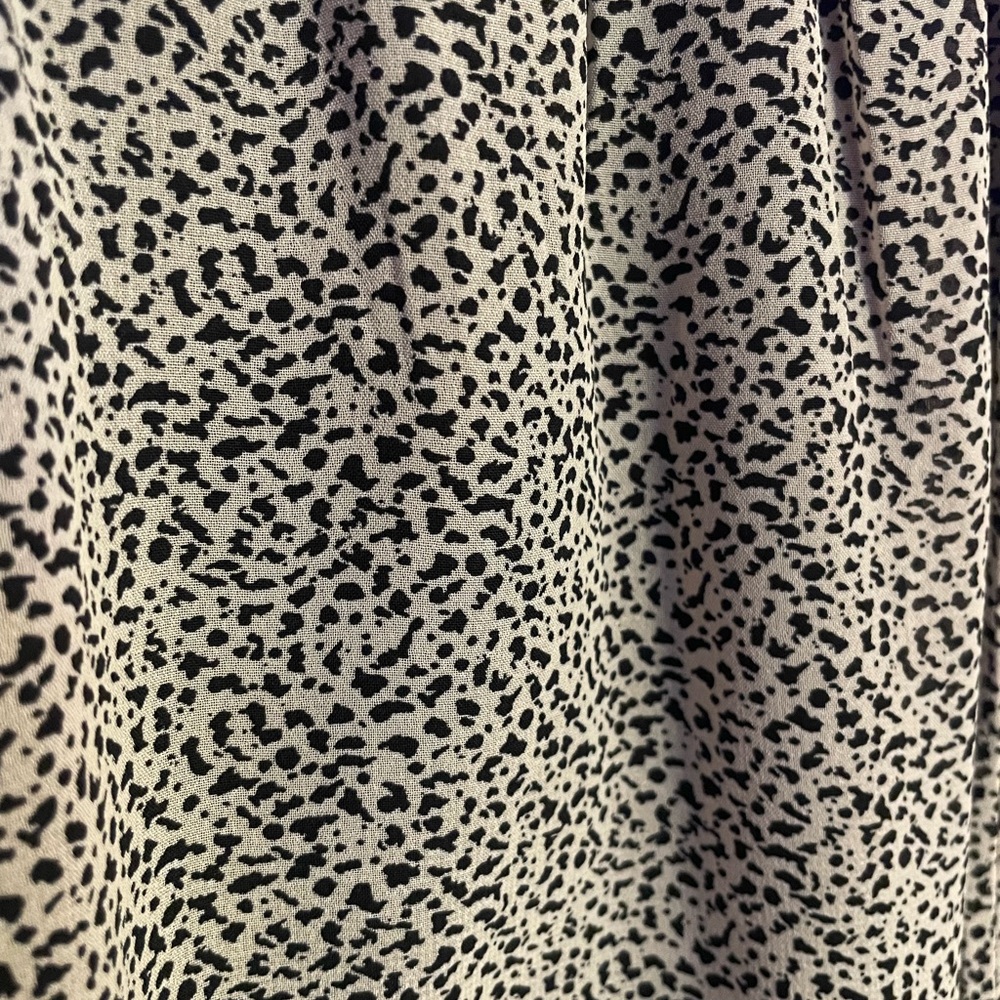 Sienna Sky Black and White Speckled Skirt Size Small - Picture 2 of 7